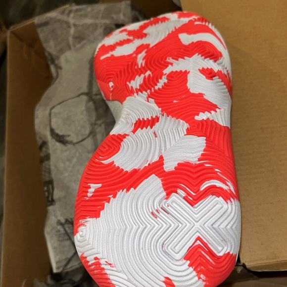 Under Armor !! - Picture 2 of 4